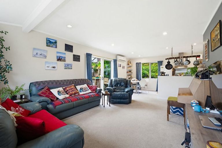 Photo of property in 15a Middleton Road, Paraparaumu Beach, Paraparaumu, 5032