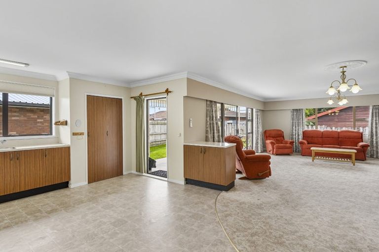 Photo of property in 11 The Avenue, Paraparaumu Beach, Paraparaumu, 5032