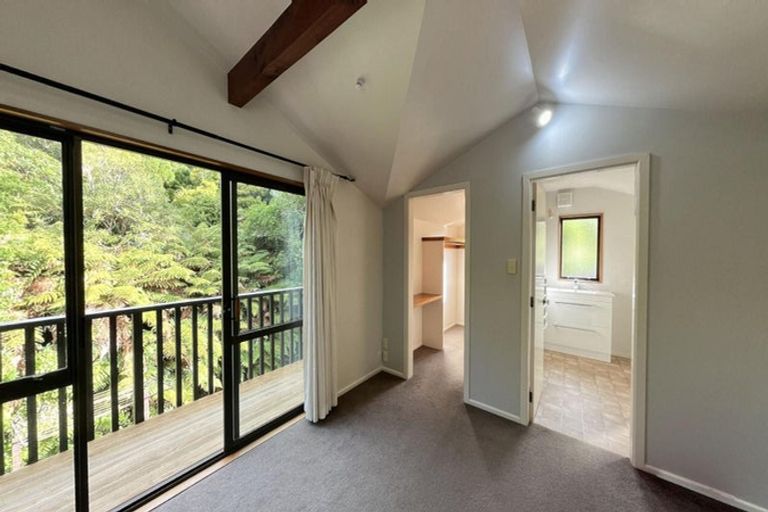 Photo of property in 24 Manu Grove, Waikanae, 5036