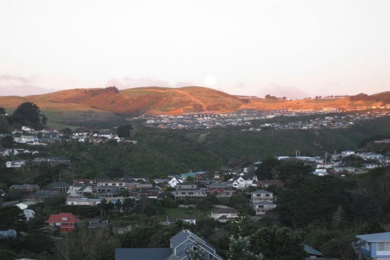 Photo of property in 5 Trilids Lane, Churton Park, Wellington, 6037