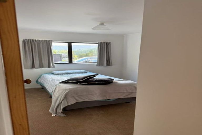 Photo of property in 18 Manuka Drive, Whangamata, 3691