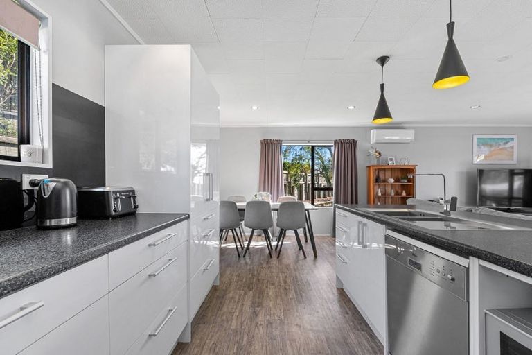 Photo of property in 3a Melrose Avenue, Owhata, Rotorua, 3010