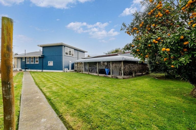Photo of property in 27 Sheffield Street, Awapuni, Palmerston North, 4412