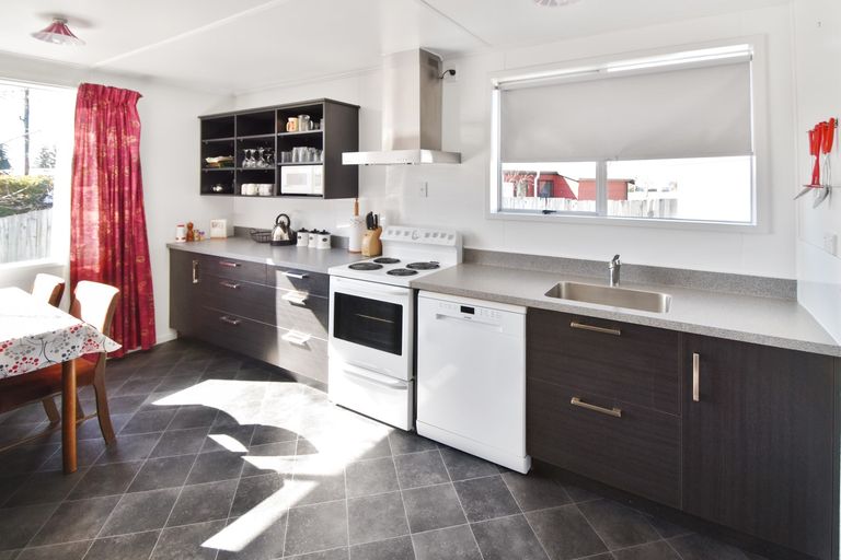 Photo of property in 54 Omahau Crescent, Twizel, 7901