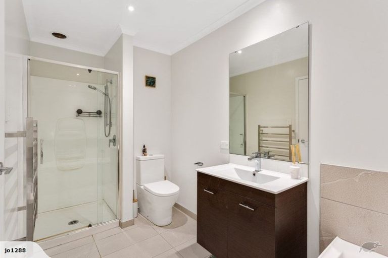 Photo of property in 21 Rangihina Road, Hobsonville, Auckland, 0616