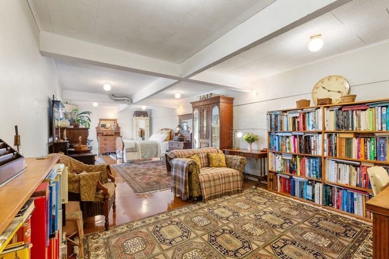 Photo of property in 8 Katarina Grove, Tawa, Wellington, 5028