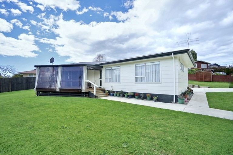Photo of property in 2 Killarney Street, Te Puke, 3119
