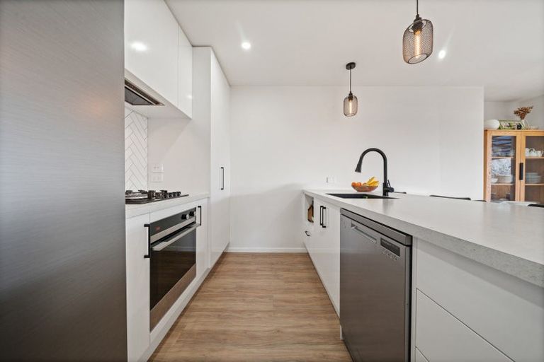 Photo of property in 21c Garrett Drive, Whalers Gate, New Plymouth, 4310