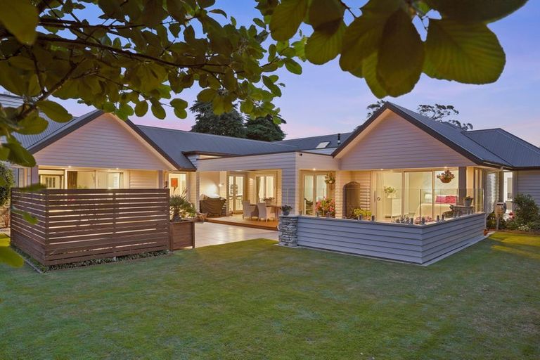 Photo of property in 97d Englefield Road, Northwood, Christchurch, 8051