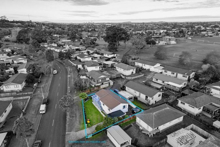 Photo of property in 1/71 Luanda Drive, Ranui, Auckland, 0612