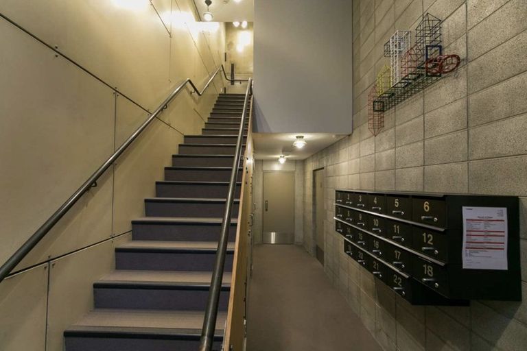 Photo of property in Canvas Apartments, 18/307u Willis Street, Te Aro, Wellington, 6011