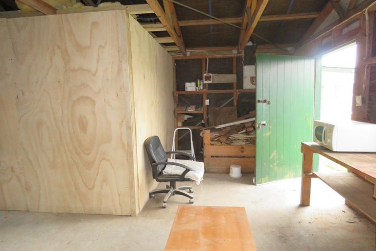 Photo of property in 2 Salisbury Street, Westport, 7825