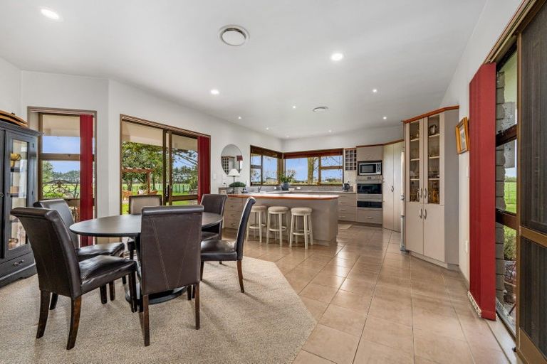 Photo of property in 537 No 1 Line, Longburn, Palmerston North, 4475