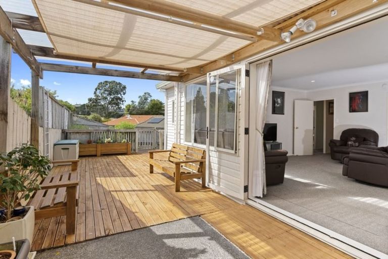 Photo of property in 24b Palmgreen Court, Stanmore Bay, Whangaparaoa, 0932