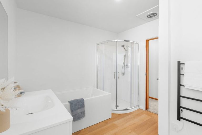 Photo of property in 56 Woodbury Street, Russley, Christchurch, 8042