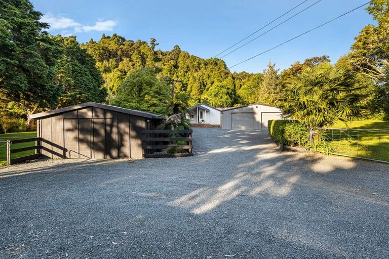 Photo of property in 316 Upper Waiwera Road, Puhoi, Silverdale, 0994