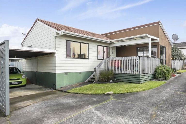 Photo of property in 1/8 Dalmatia Place, Henderson, Auckland, 0612