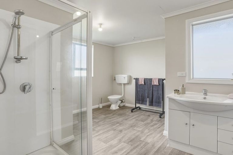 Photo of property in 28 Branksea Street, Kaitangata, 9210