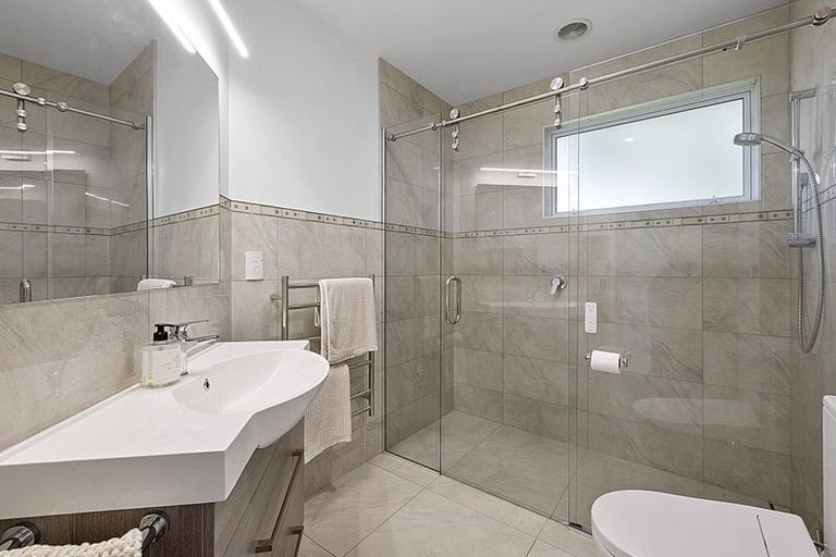 Photo of property in 26a Whiteley Street, Moturoa, New Plymouth, 4310