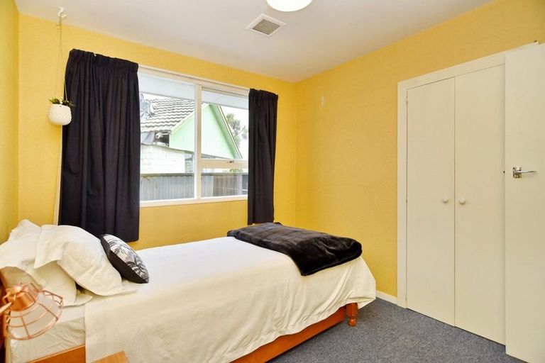 Photo of property in 115 Oakhampton Street, Hornby, Christchurch, 8042