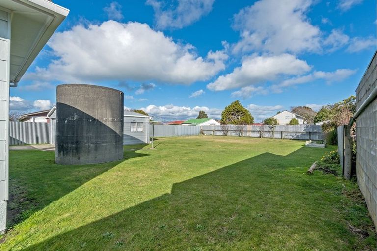 Photo of property in 26 Herrington Street, Foxton, 4814