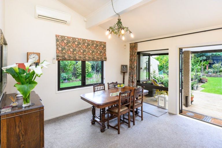 Photo of property in 19 Ashburn Lane, Awapuni, Palmerston North, 4412