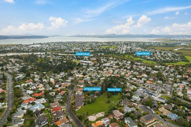 Photo of property in 27 Sturm Avenue, Massey, Auckland, 0614