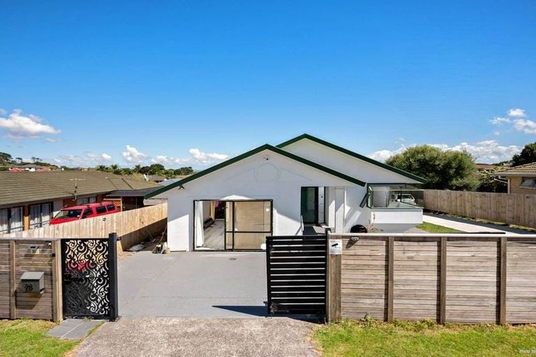 Photo of property in 28 Wai Iti Place, Clendon Park, Auckland, 2103