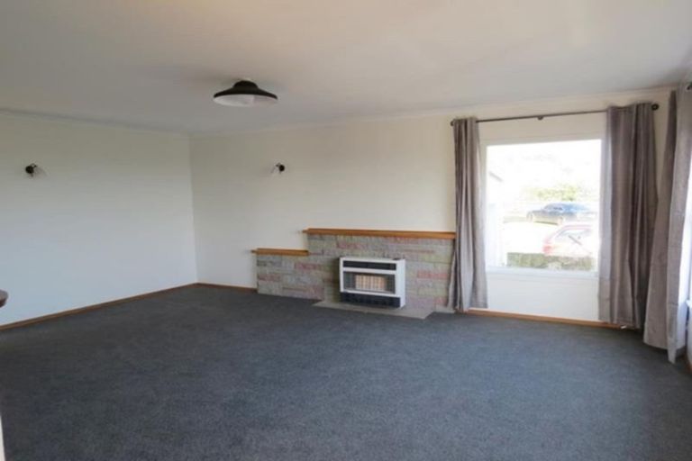 Photo of property in 117a Seaview Road, Westown, New Plymouth, 4310