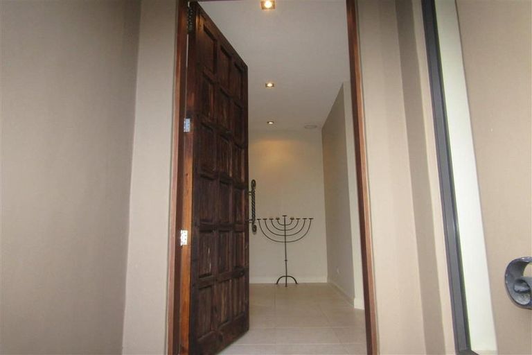 Photo of property in 136 Upper Harbour Drive, Greenhithe, Auckland, 0632