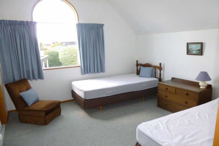 Photo of property in 1/21 Huntingdon Place, Avonhead, Christchurch, 8042