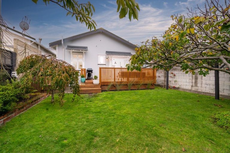 Photo of property in 9 Cruickshank Street, Kilbirnie, Wellington, 6022