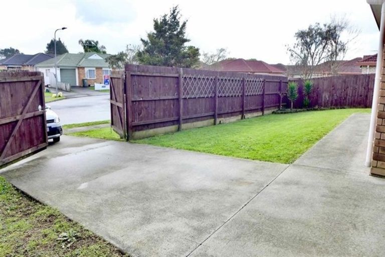 Photo of property in 17 Margarita Rise, Pukekohe, 2120