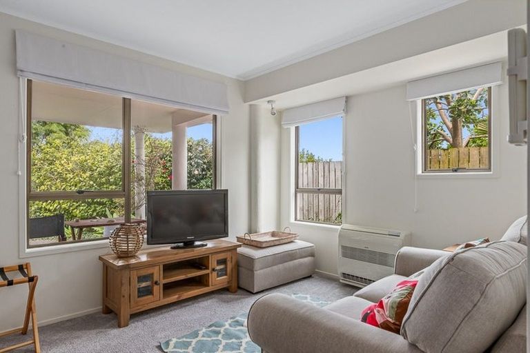 Photo of property in 50 Swann Beach Road, Stanmore Bay, Whangaparaoa, 0932