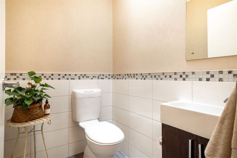 Photo of property in 240 Rutherford Street, Te Awamutu, 3800