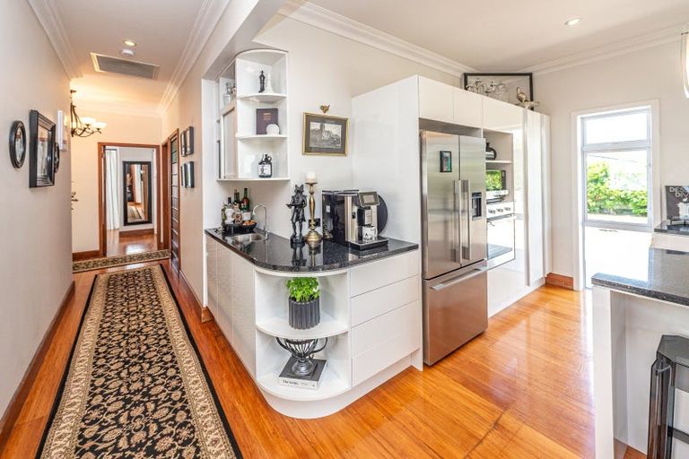 Photo of property in 19 Kent Road, Saint Johns Hill, Whanganui, 4501