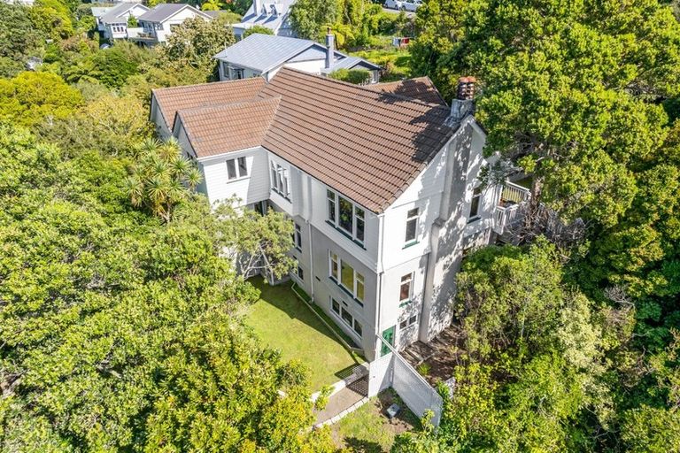 Photo of property in 22 Fitzroy Street, Wadestown, Wellington, 6012