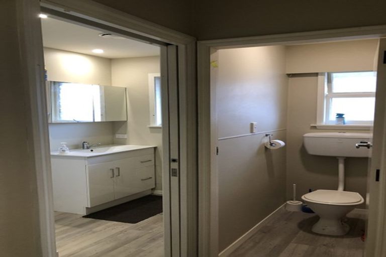 Photo of property in 74 Creyke Road, Ilam, Christchurch, 8041