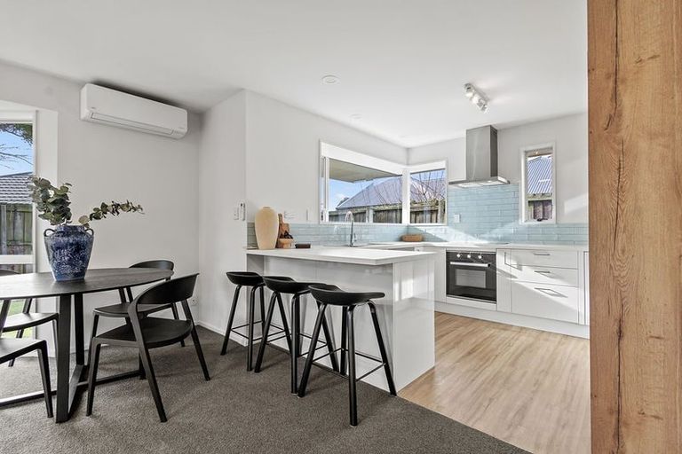 Photo of property in 2/9 Ruru Road, Linwood, Christchurch, 8062