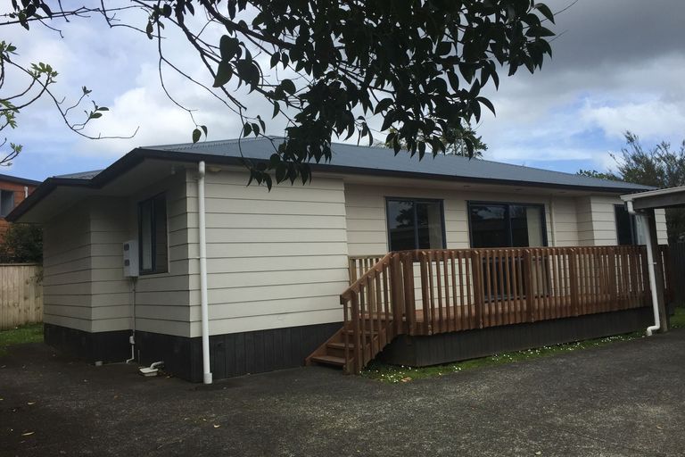 Photo of property in 162c Henderson Valley Road, Henderson, Auckland, 0612