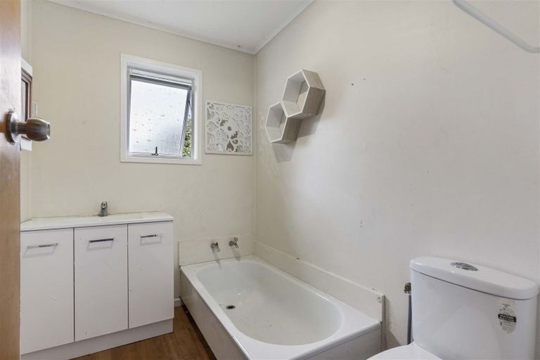 Photo of property in 186 Ti Rakau Drive, Pakuranga Heights, Auckland, 2010