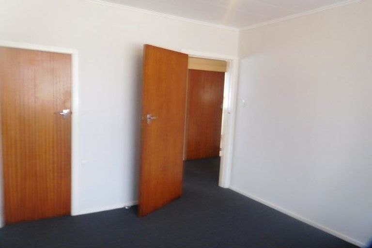 Photo of property in 67 Young Street, New Plymouth, 4310