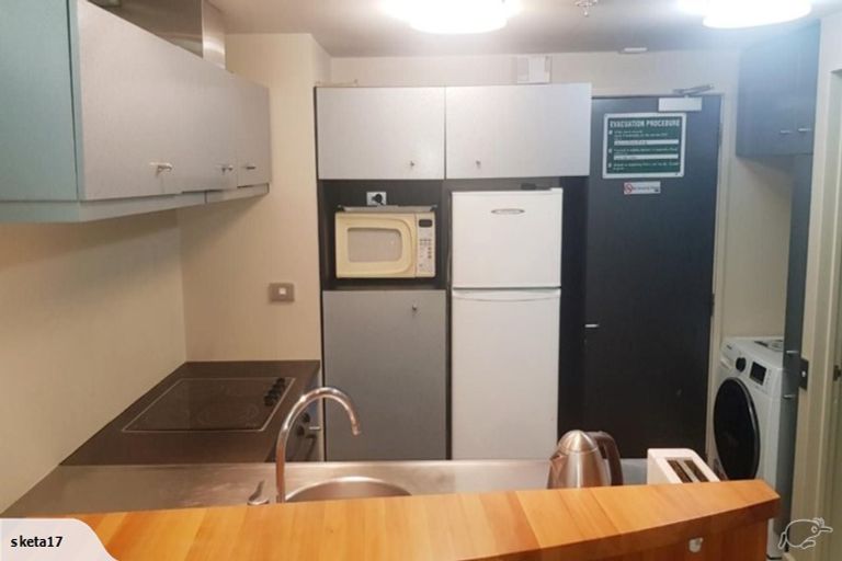 Photo of property in St Pauls Apartments, 72/43u Mulgrave Street, Thorndon, Wellington, 6011
