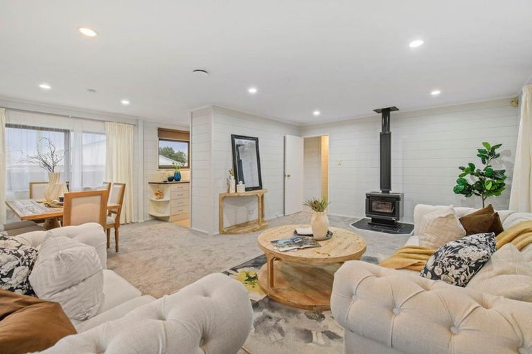 Photo of property in 28a Vincent Street, Howick, Auckland, 2014