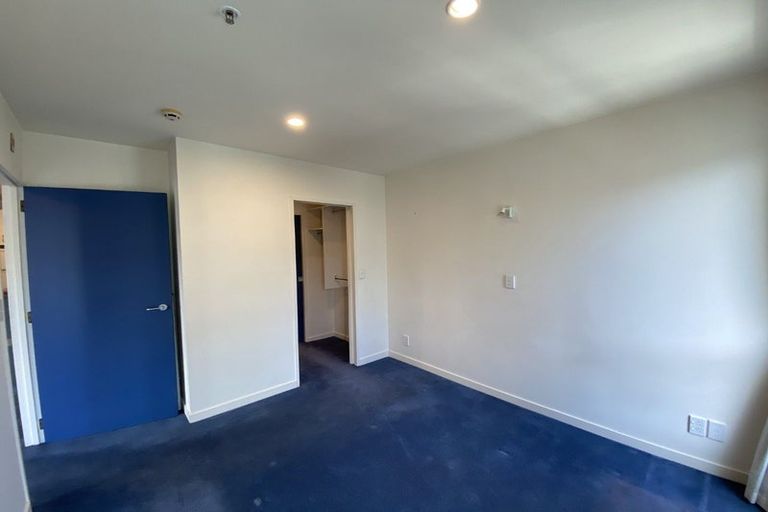 Photo of property in Terrace Heights Apartments, 9b/163 The Terrace, Wellington Central, Wellington, 6011