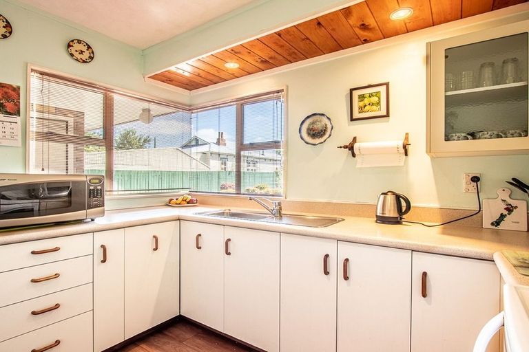Photo of property in 16b Manchester Street, Levin, 5510