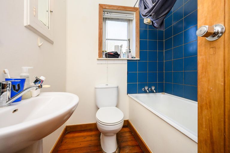 Photo of property in 200 College Street, West End, Palmerston North, 4412