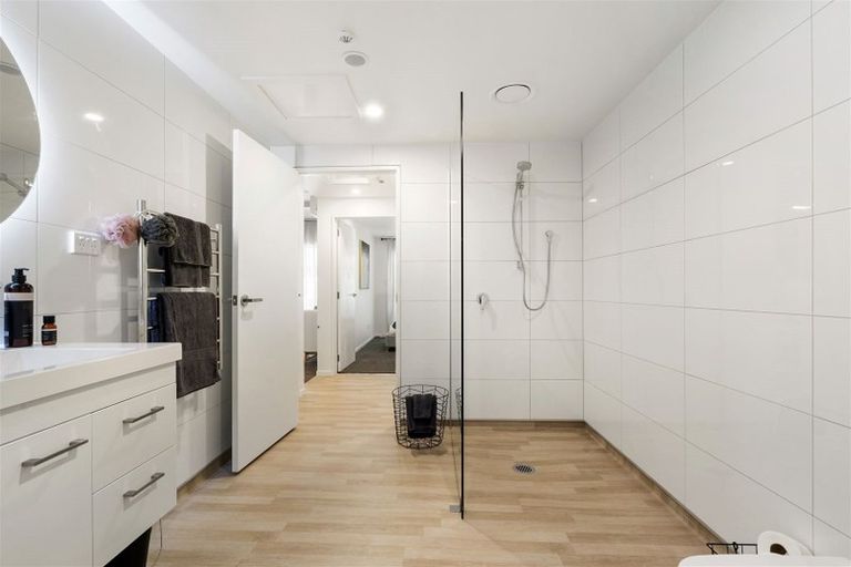 Photo of property in 11 East Street, Papakura, 2110
