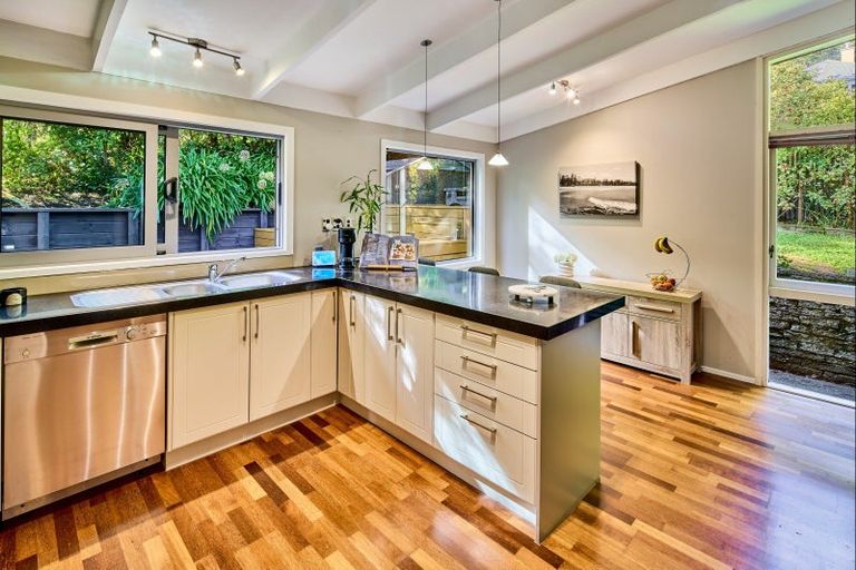 Photo of property in 41c Chatsworth Road, Silverstream, Upper Hutt, 5019