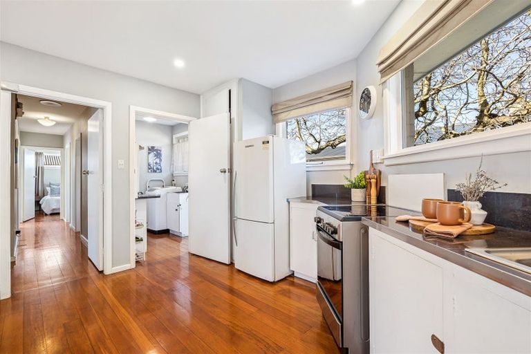 Photo of property in 409 Yaldhurst Road, Russley, Christchurch, 8042